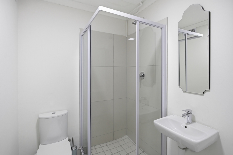 2 Bedroom Property for Sale in Zonnebloem Western Cape